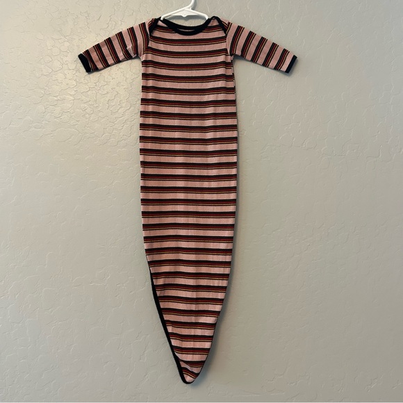 Cozys ribbed striped infant knotted gown size 0-3 months - Picture 1 of 16